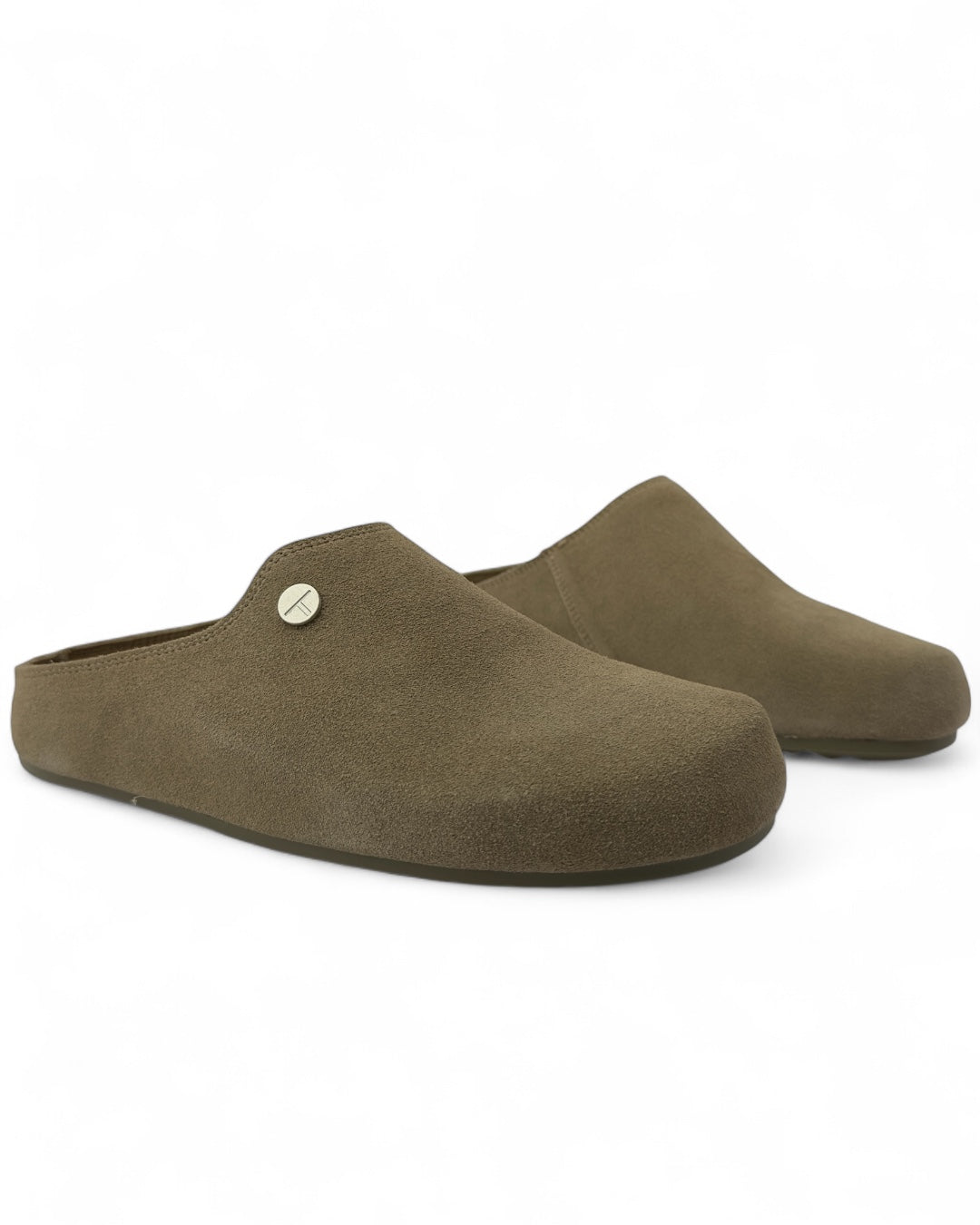 سليبر كلاسيكي يتمتع بالشمواه الهجومية