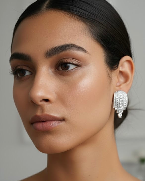 أقراط مرصعة بالزركون