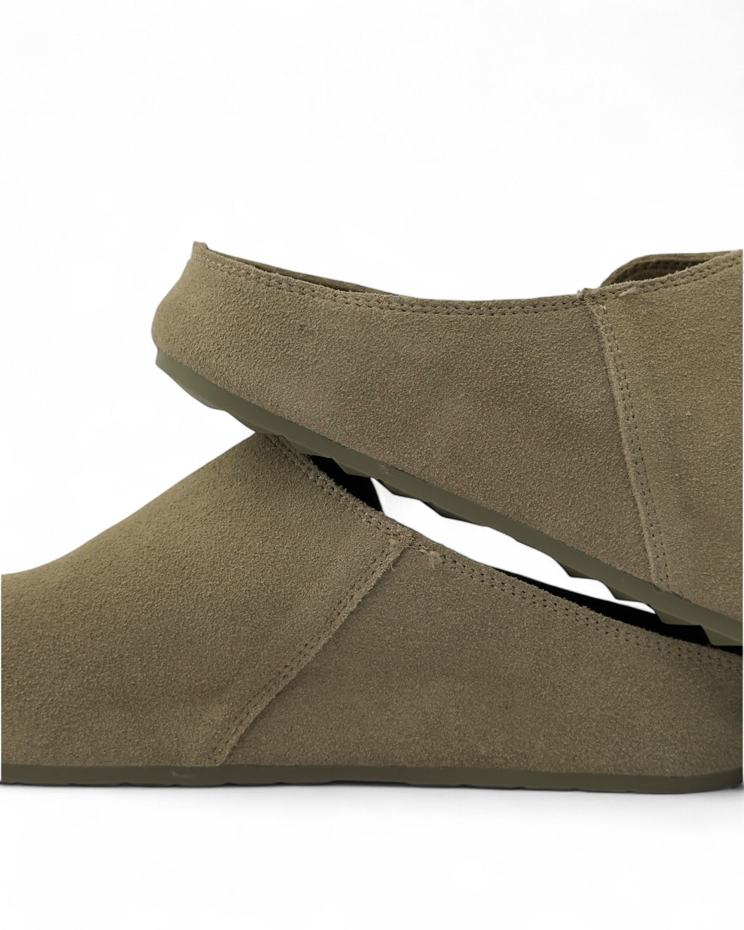 سليبر كلاسيكي يتمتع بالشمواه الهجومية