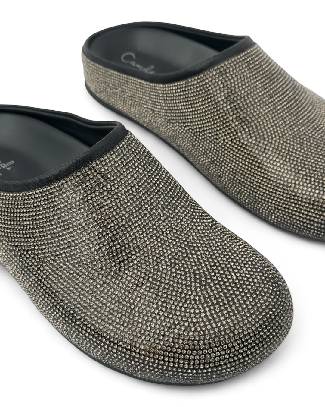 ليبر كامدن مرصع بكريستال