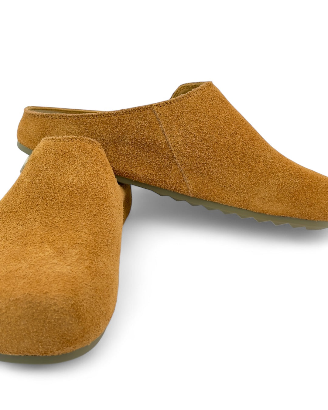 سليبر كلاسيكي يتمتع بالشمواه الهجومية