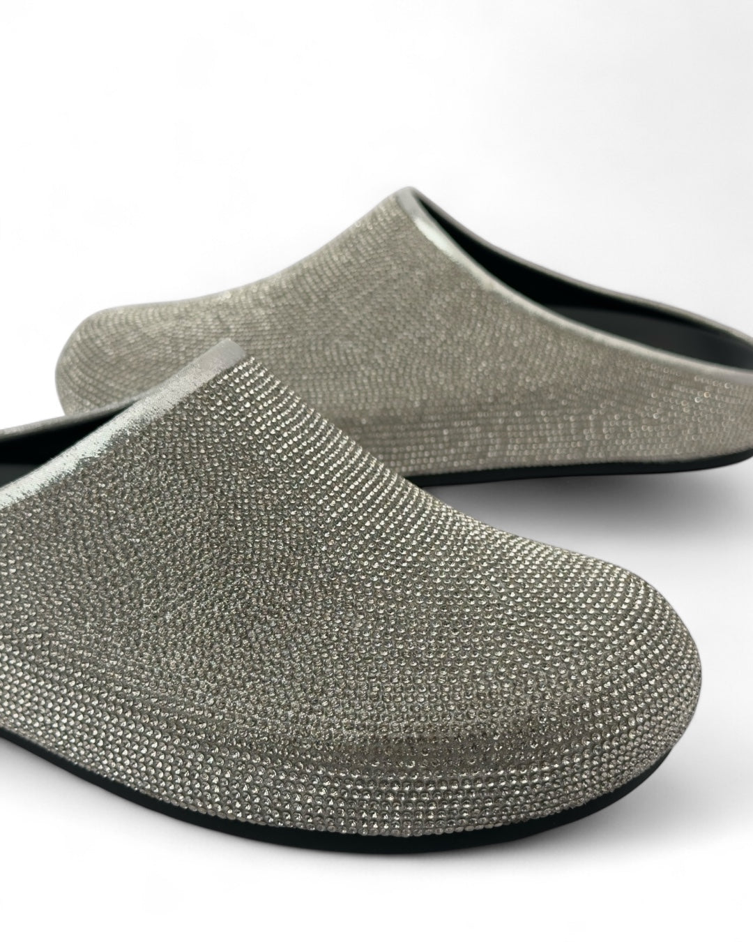 ليبر كامدن مرصع بكريستال