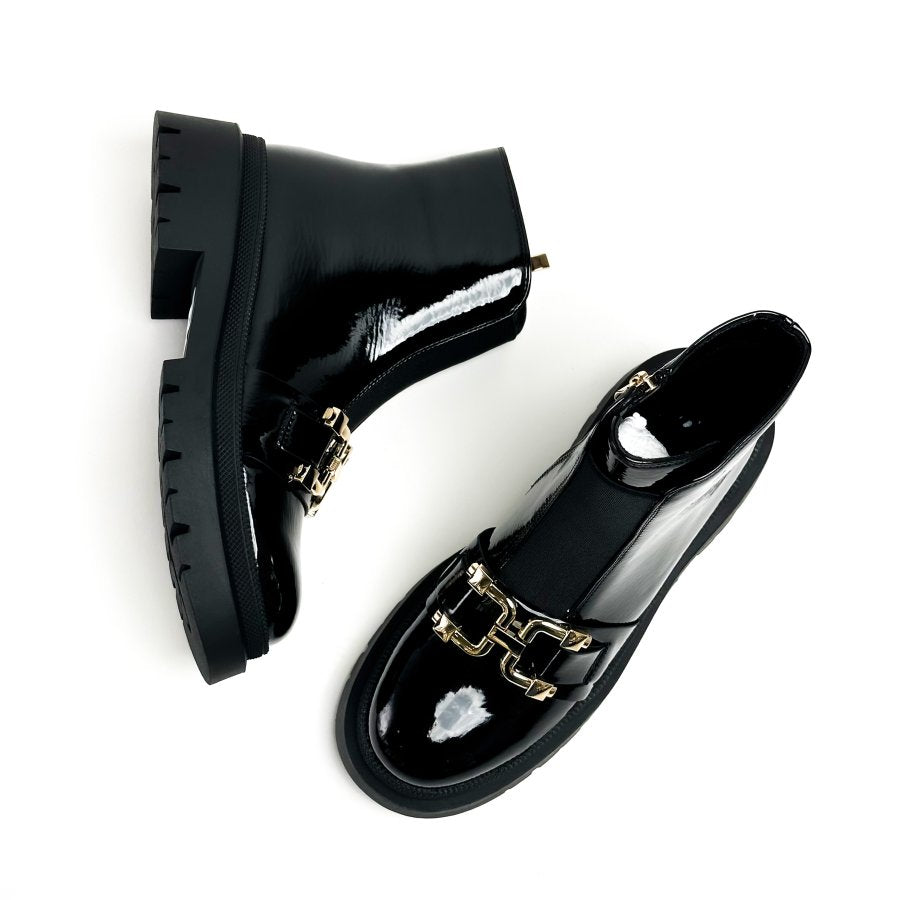 Short Shaft Glossy Black Leather Boots