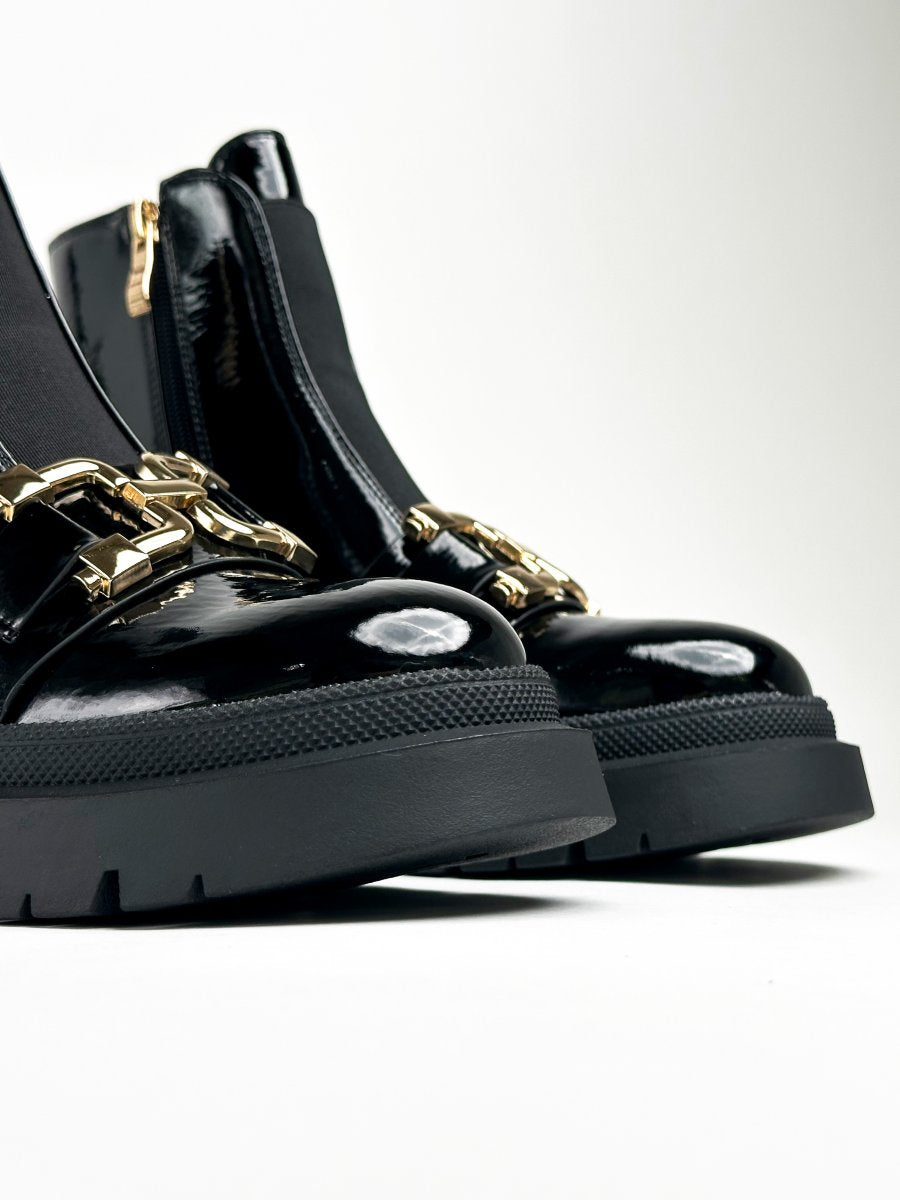 Short Shaft Glossy Black Leather Boots