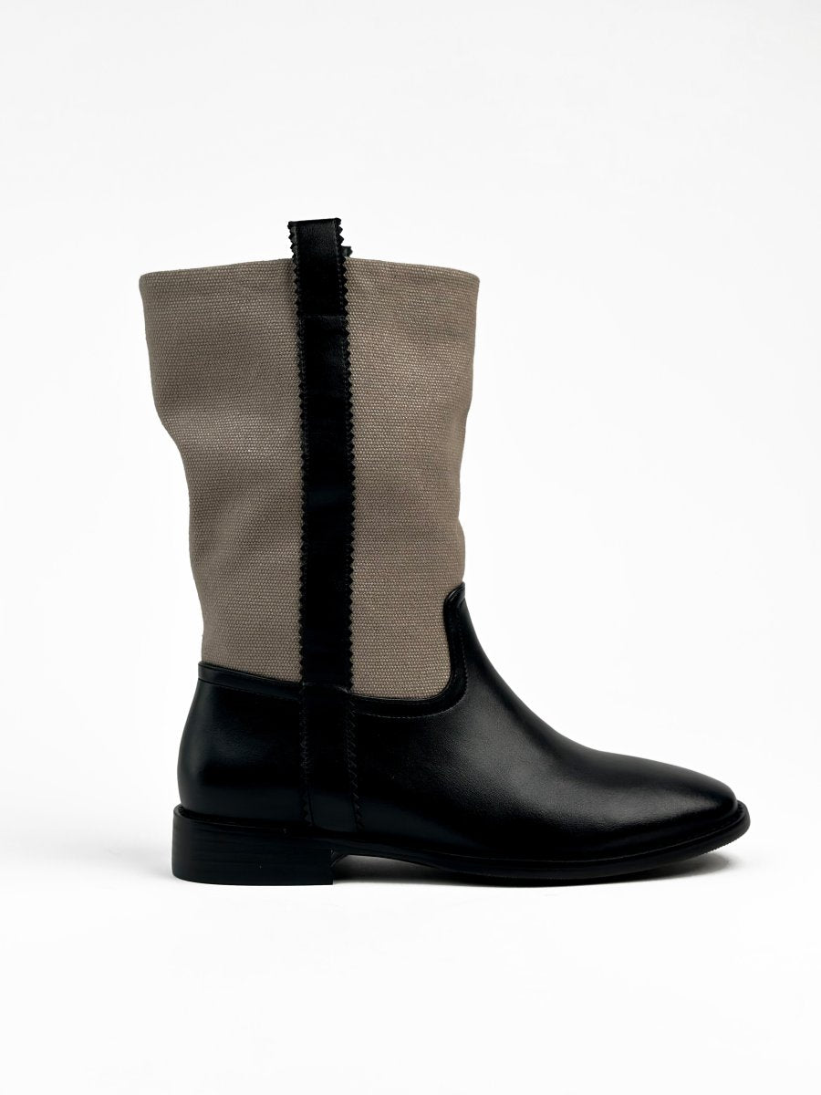 أحذية متوسطة الطول