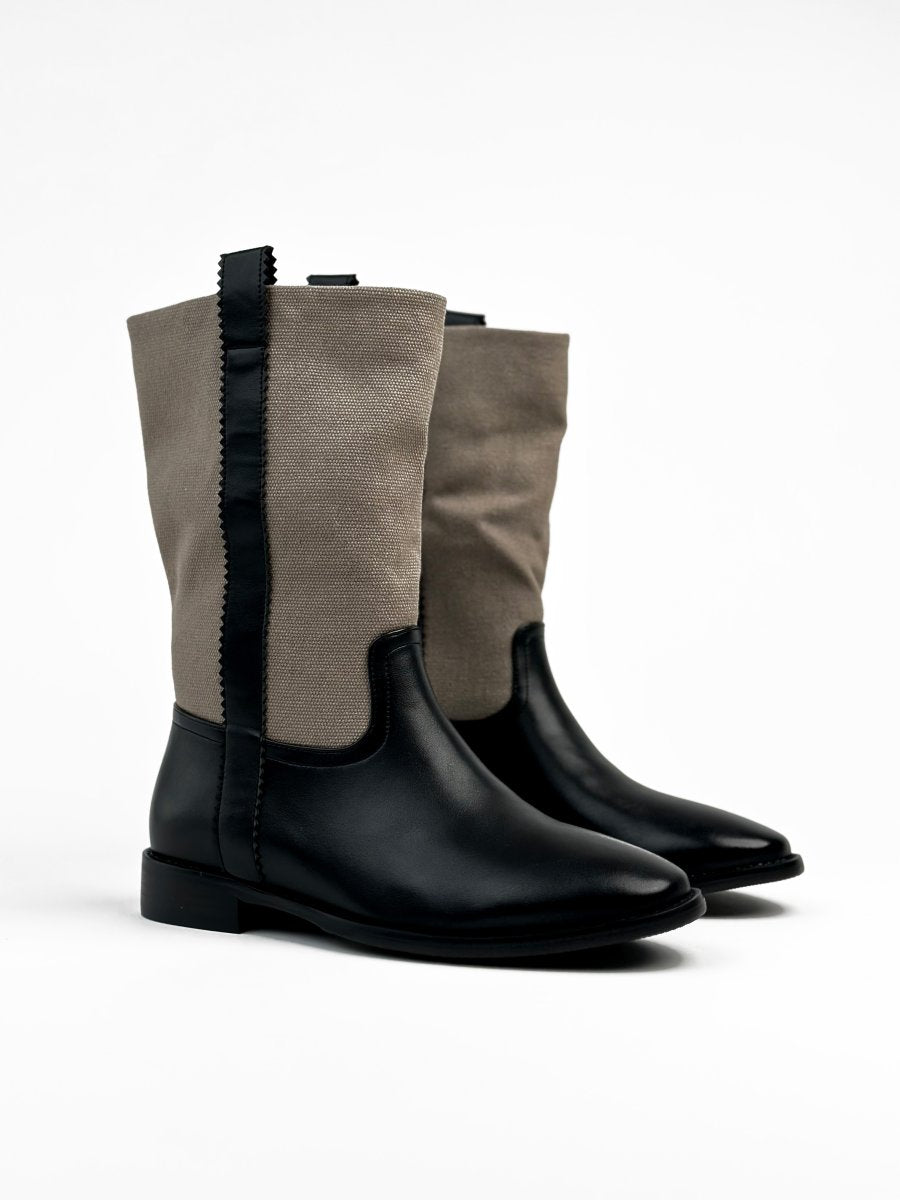 أحذية متوسطة الطول