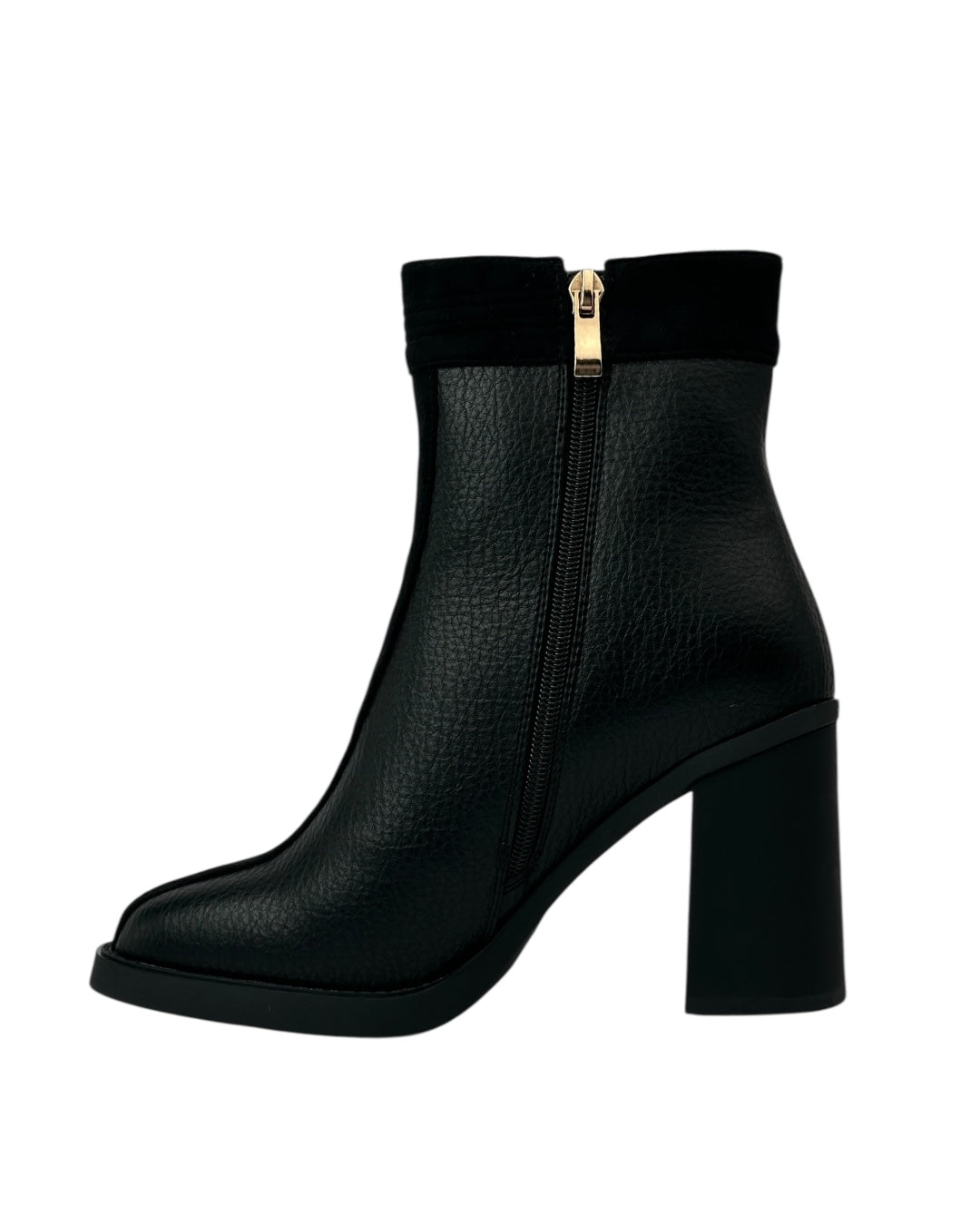 حذاء جلدي بكعب عريض