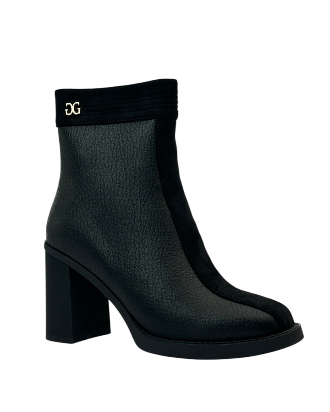 حذاء جلدي بكعب عريض