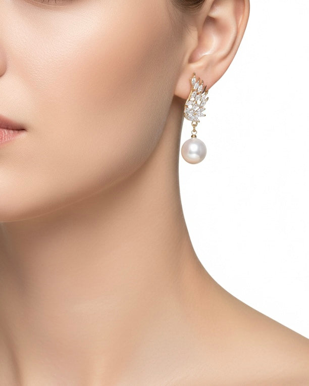 أقراط مرصعة بالزركون واللؤلؤ