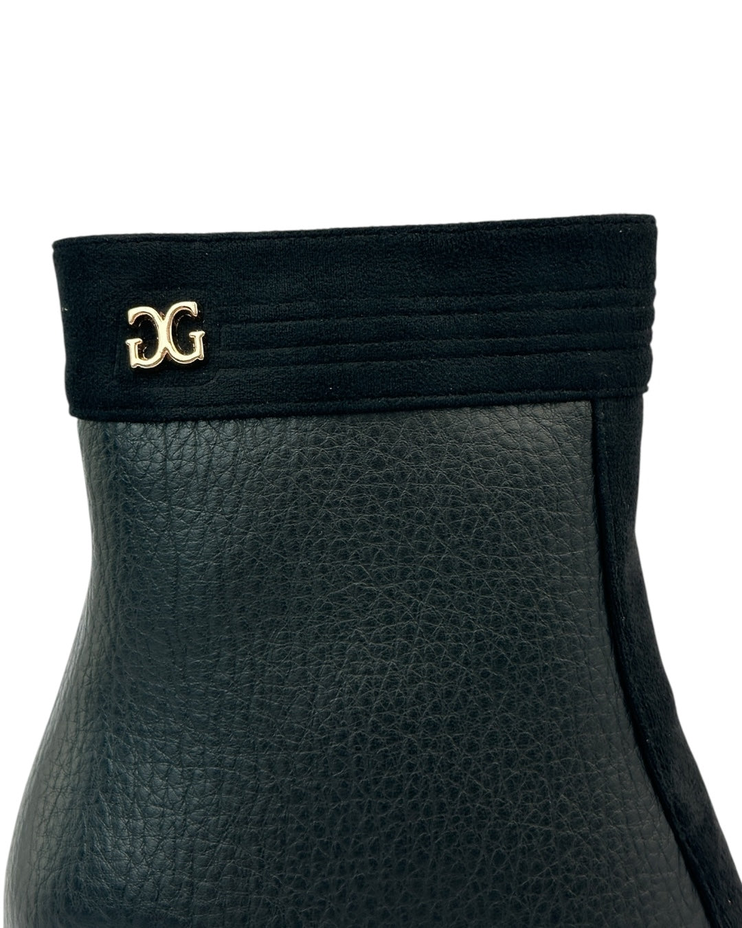 حذاء جلدي بكعب عريض