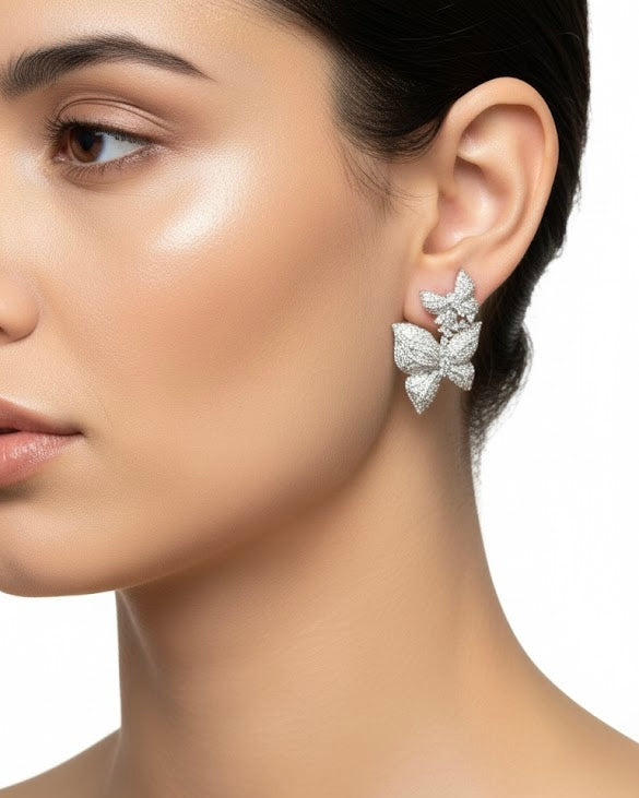 أقراط مرصعة بالزركون