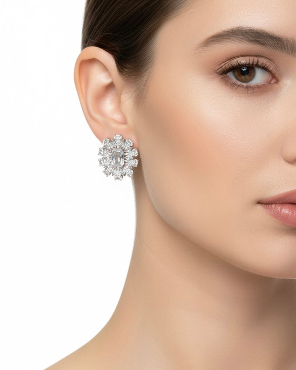 أقراط مرصعة بالزركون