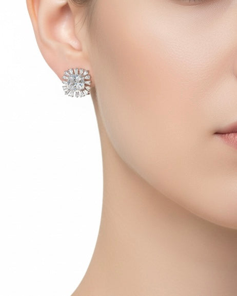 أقراط مرصعة بالزركون