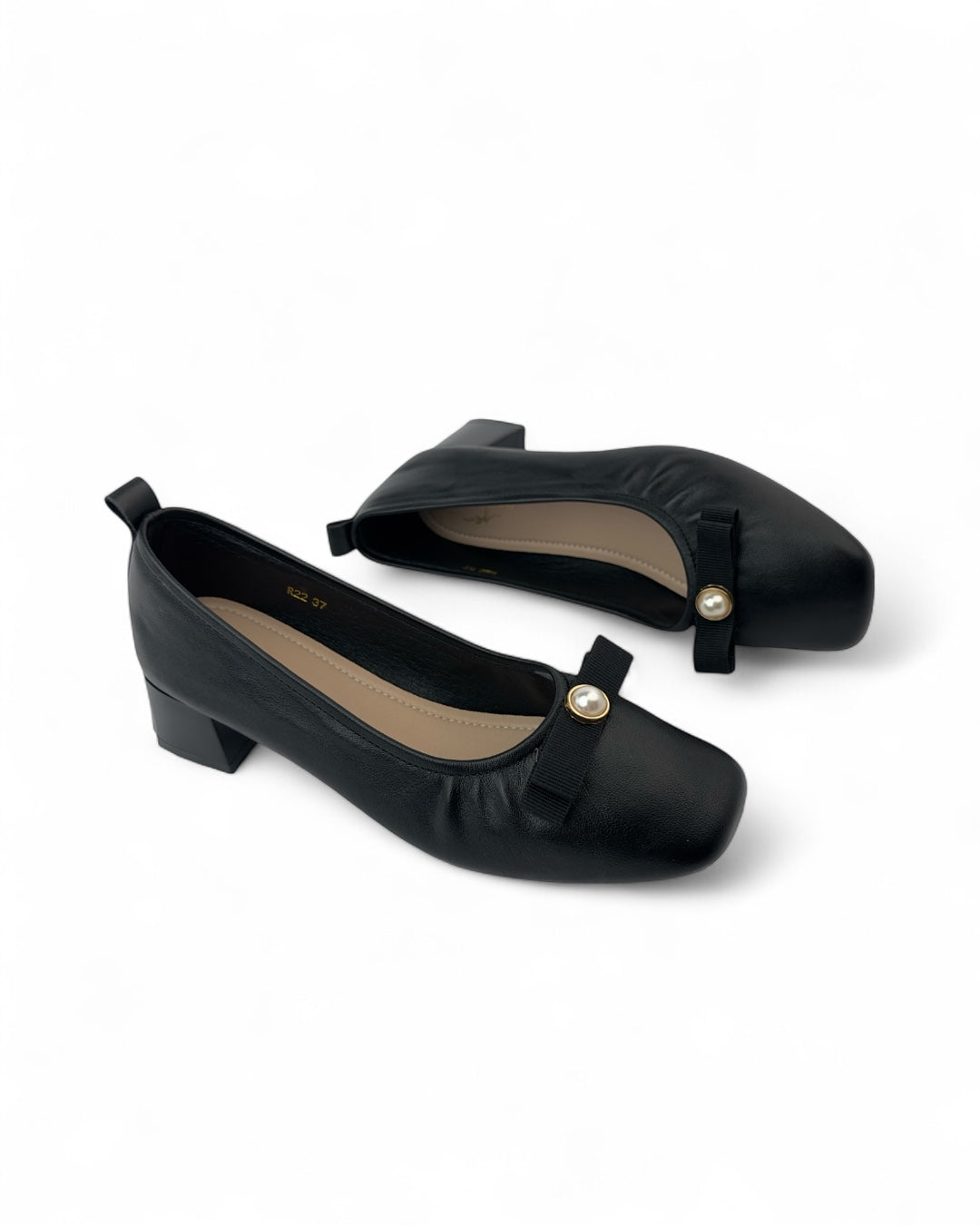 باليرينا بكعب قصير مع وصلة