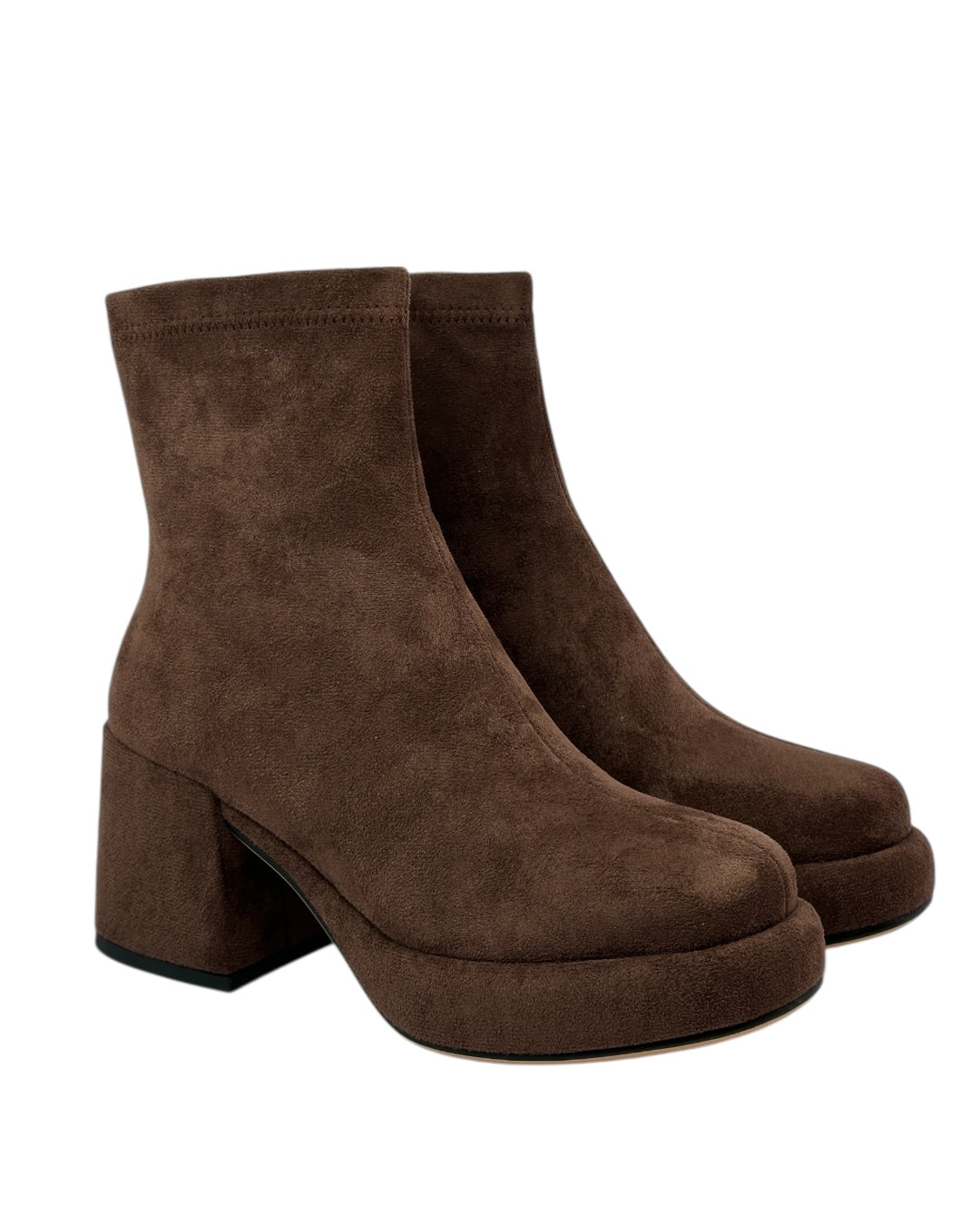 Suede boot with thick sole and block heel