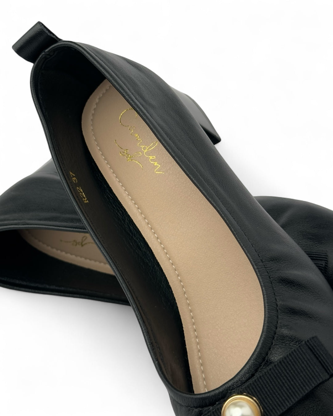 باليرينا بكعب قصير مع وصلة