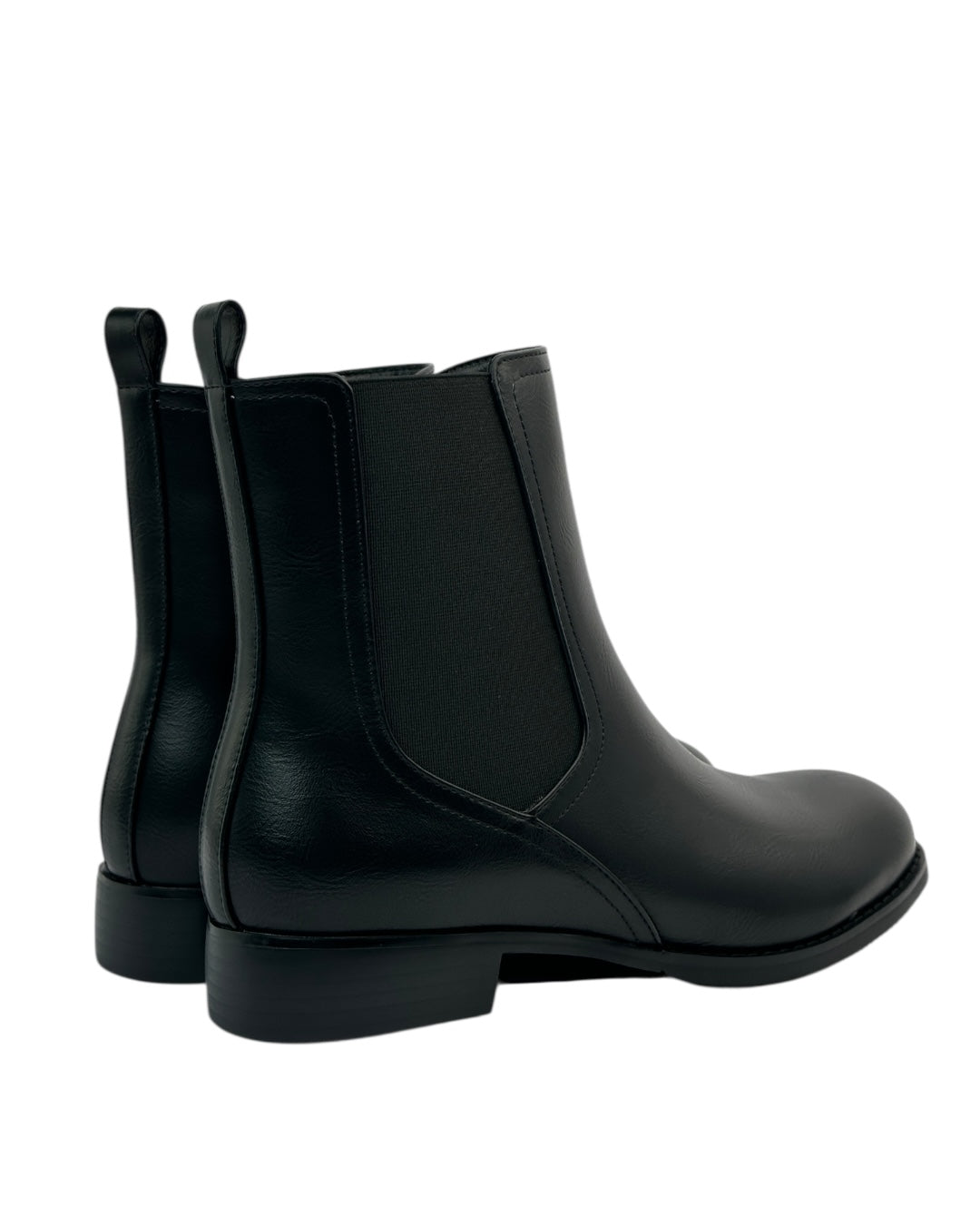 حذاء جلدي مزود بنسيج جانبي مطاطي