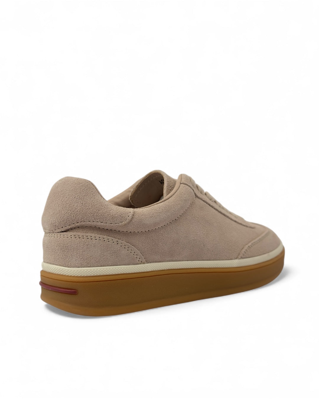 حذاء رياضي مخملي بنعل من الكريب