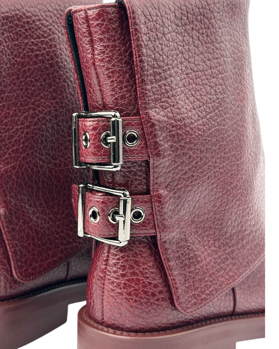 حذاء طويل قابل للطي مع مشبك خلفي