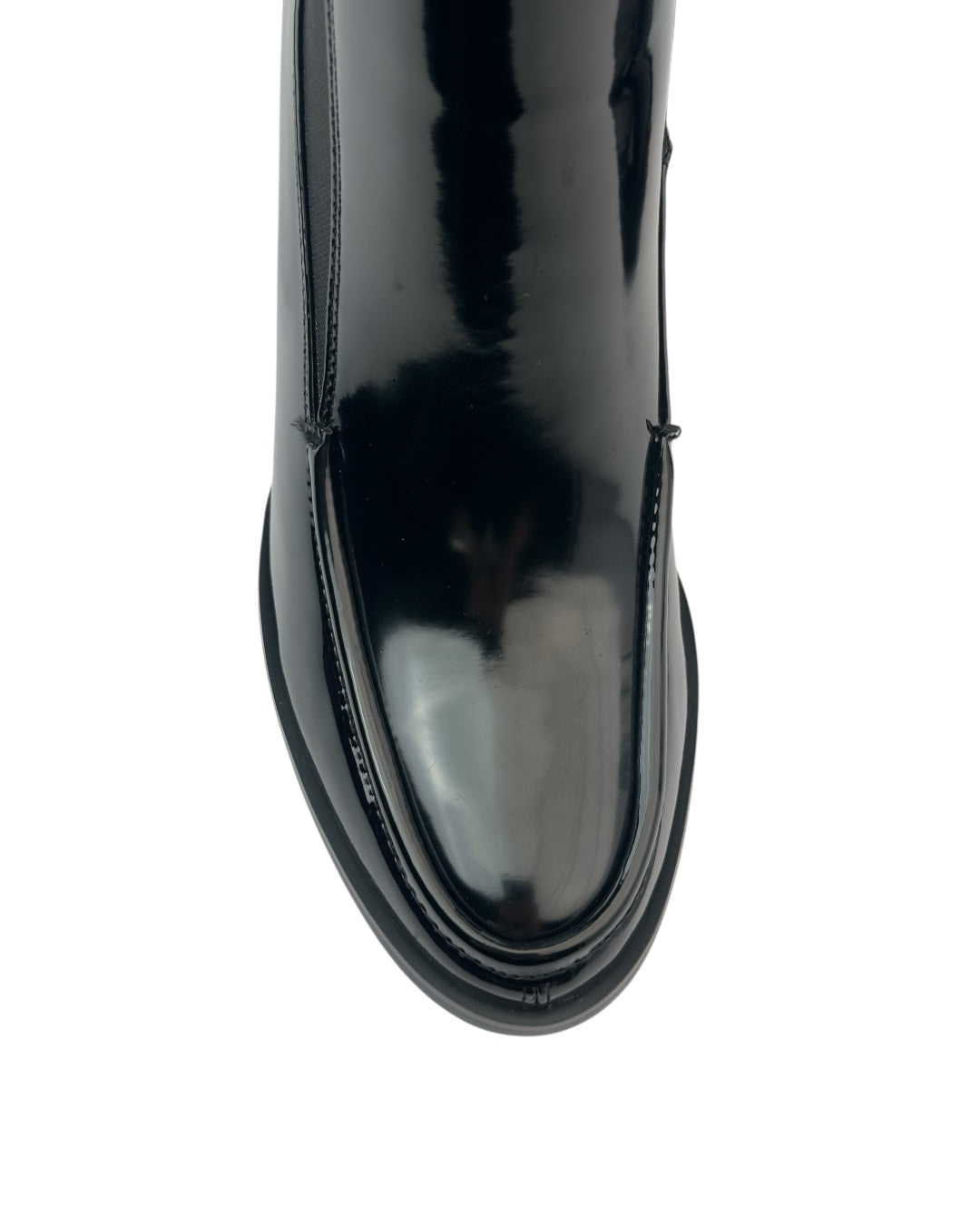 حذاء تشيلسي من الجلد ذو مقدمة مربعة