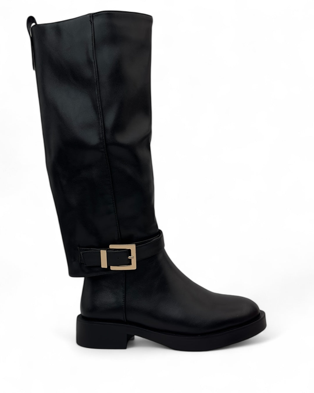 حذاء برقبة جلدية عالية