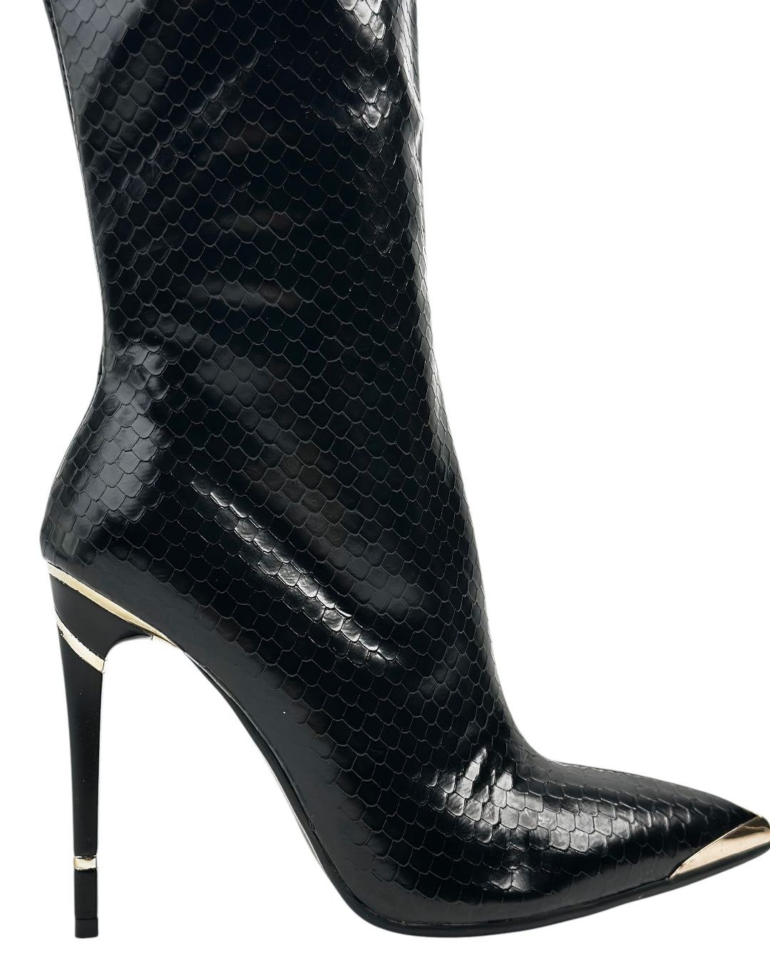 جزمة فوق الركبة بنقشة جلد الثعبان