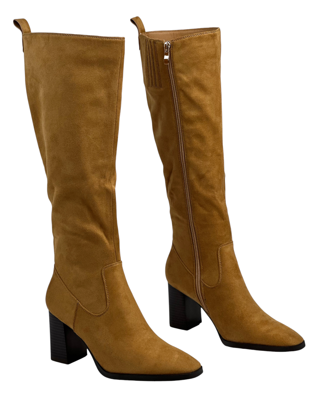 حذاء من جلد الغزال بلون الجمل ذو ساق عالية