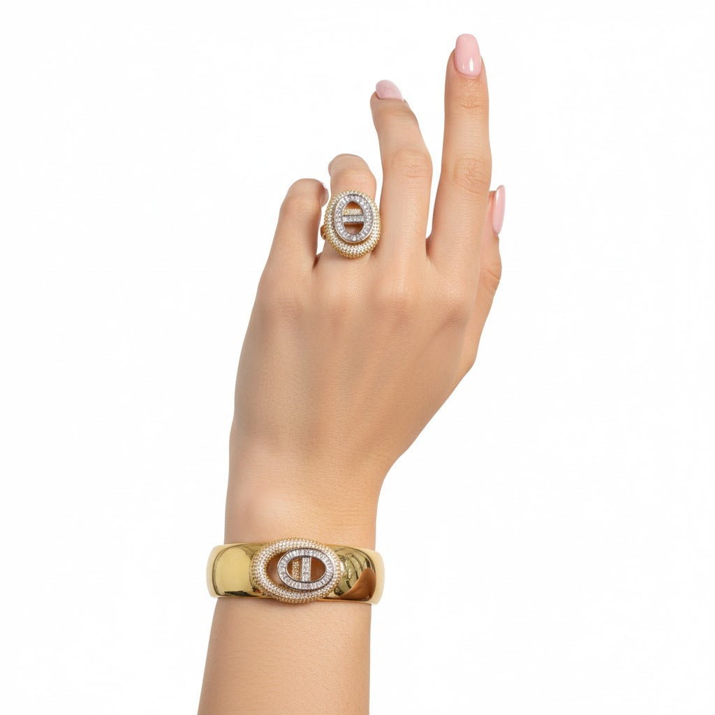 طقم مرصع بالزركون