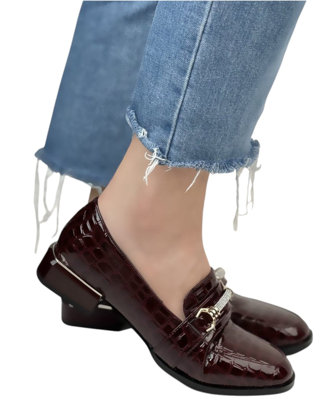 Orthopedic loafers with a crocodile pattern