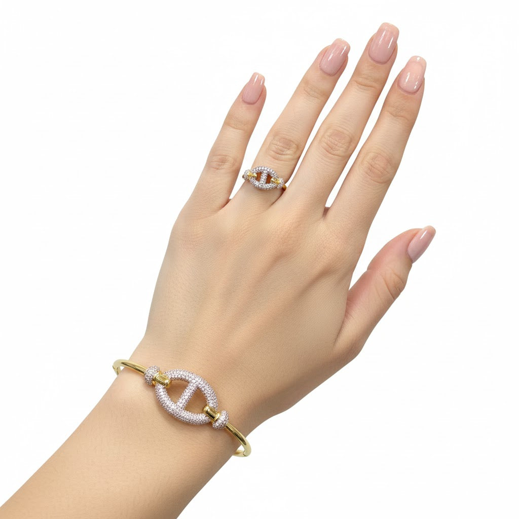 طقم مرصع بالزركون