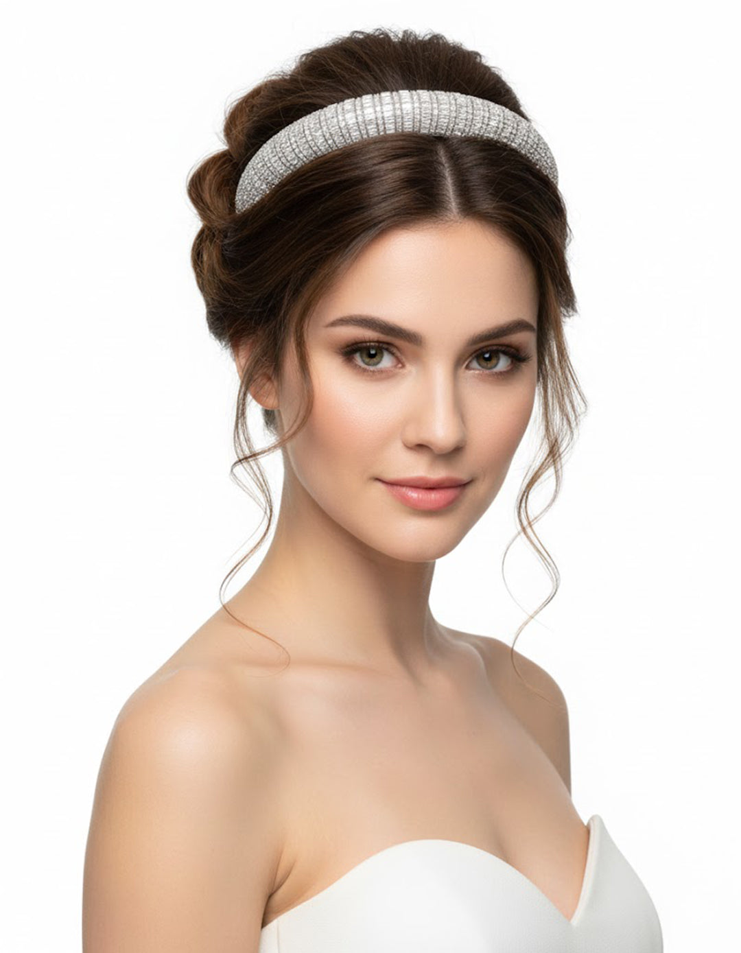 غطاء رأس مرصع بأحجار الزركون