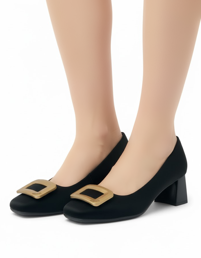 كتاب كلاسيك بكعب عريض ذو طابع عريض